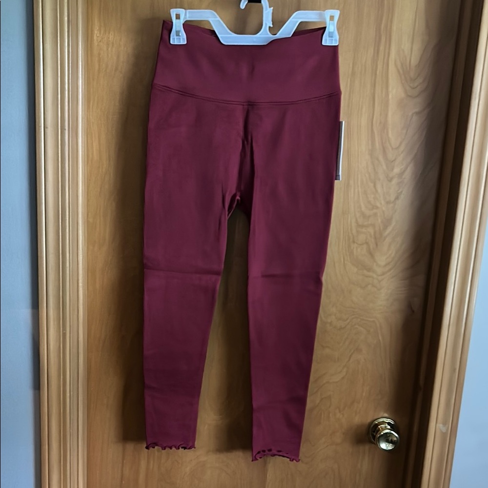 Spiritual Gangster leggings